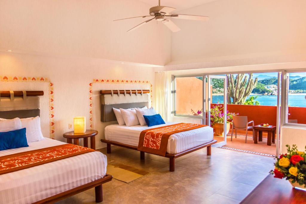 Las Brisas Huatulco 1